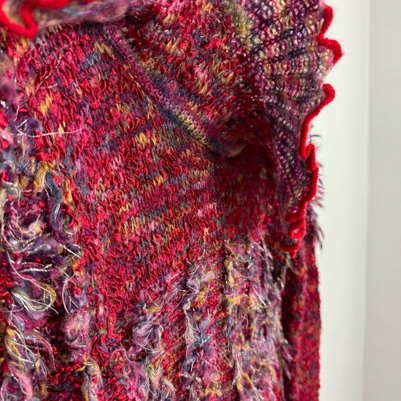 Chic Ruffled Knit Sweater in Multicolor - Picture 4 of 15